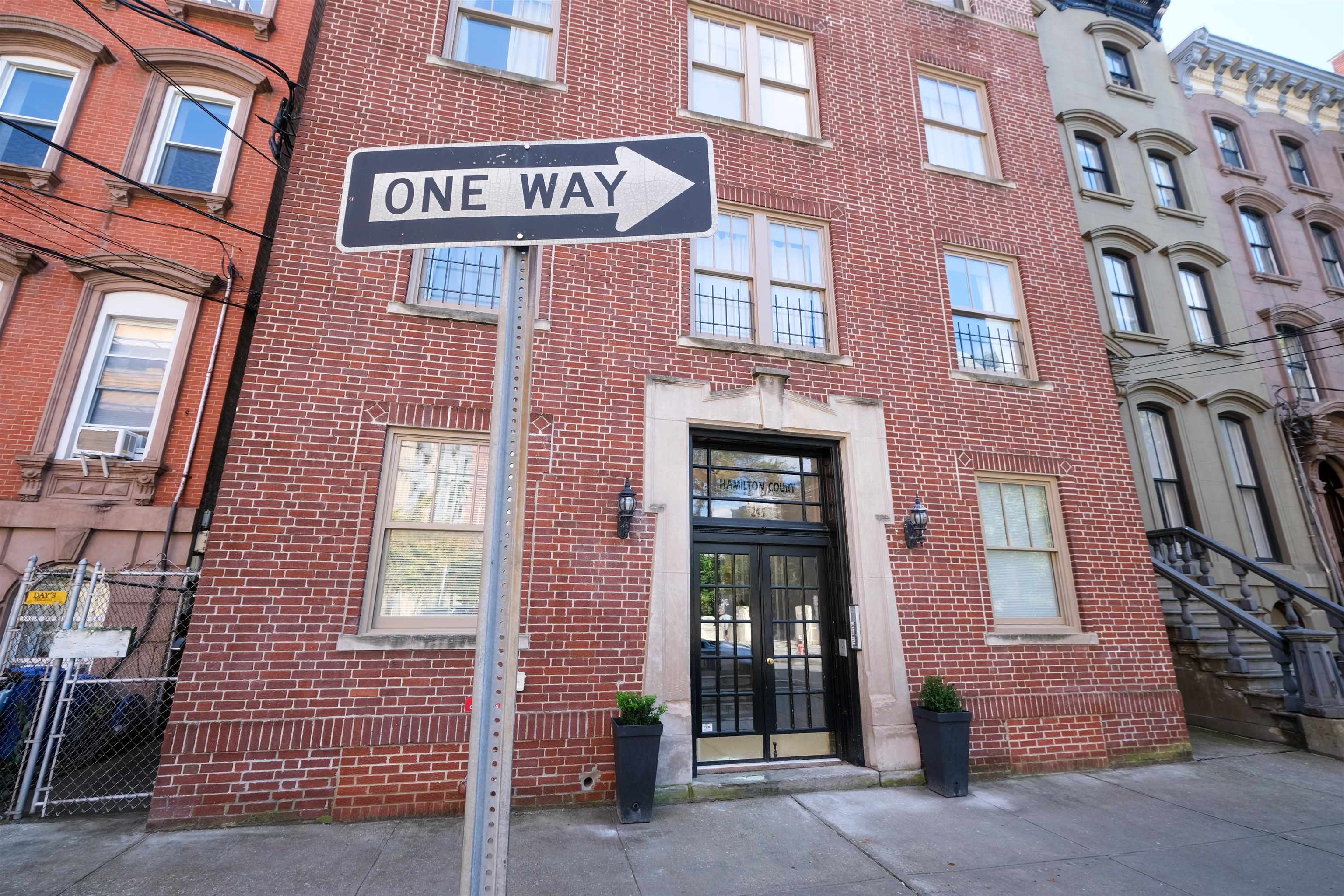 245 8th Street Jersey City NJ 07302-2024