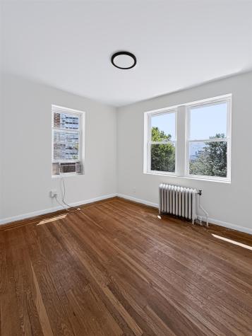 6045 Boulevard East West New York NJ 07093