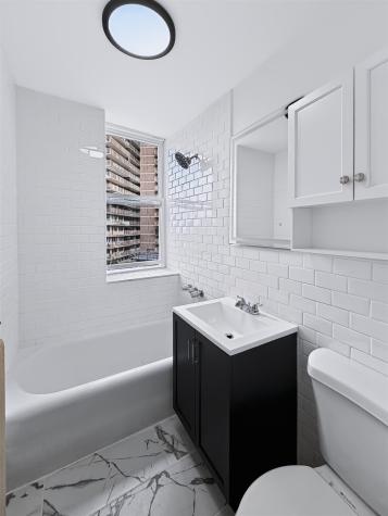 6045 Boulevard East West New York NJ 07093