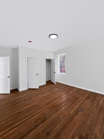 6045 Boulevard East West New York NJ 07093
