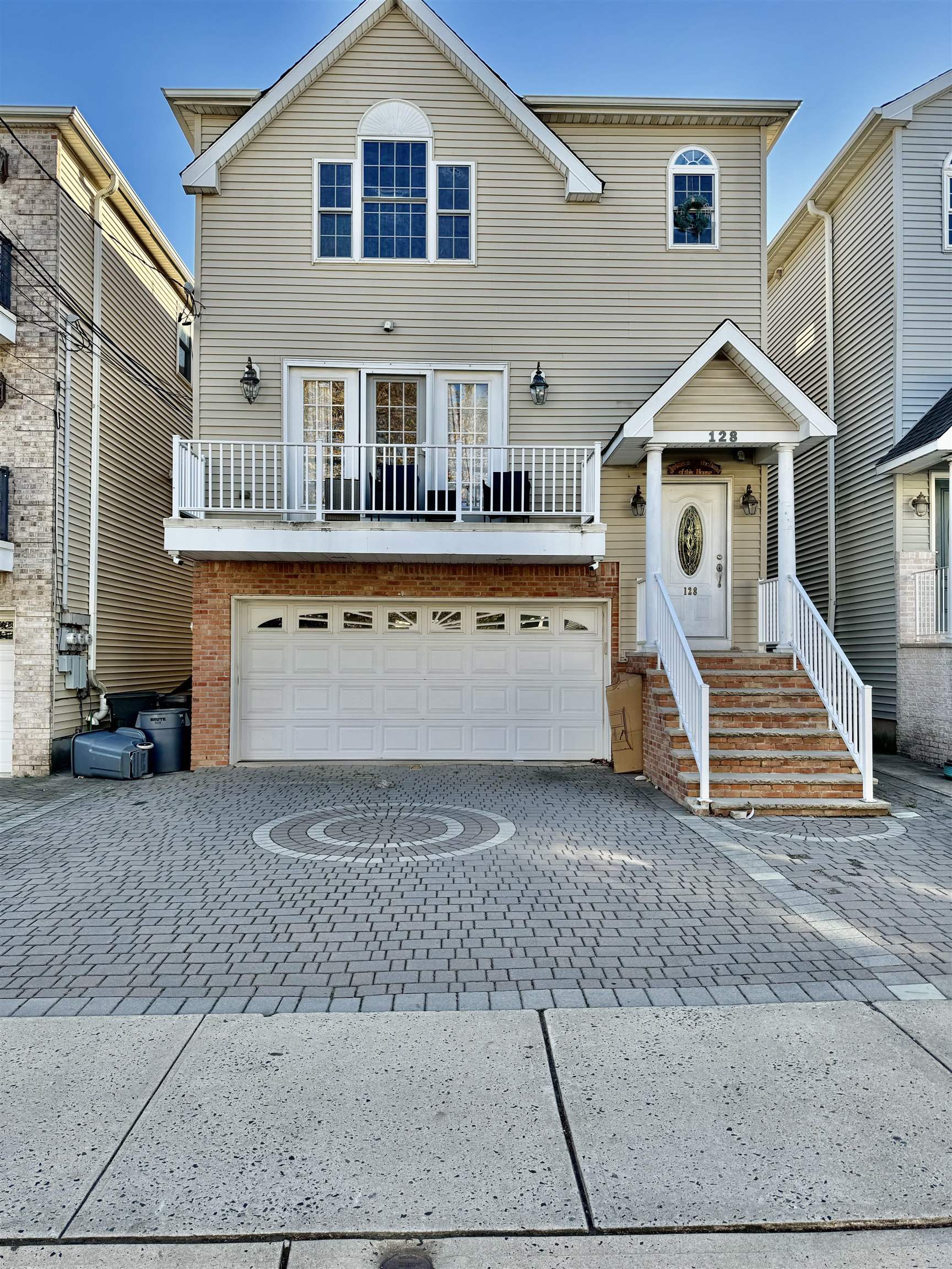 128 West 2nd Street Bayonne NJ 07002