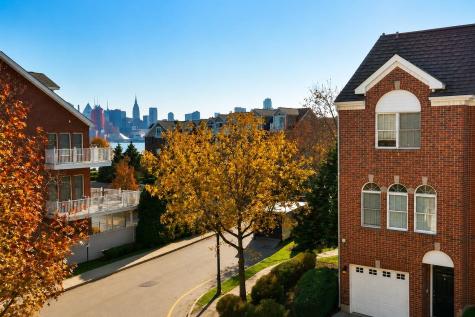 239 Brower Court West New York NJ 07093