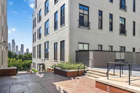 518-530 Gregory Avenue Weehawken NJ 07086