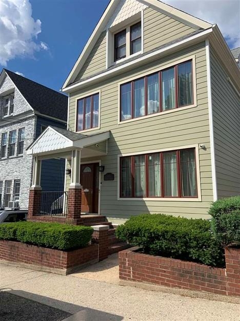 334B Stegman Parkway Jersey City NJ 07305