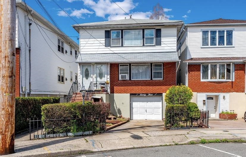 23 Sycamore Road Bayonne NJ 07002