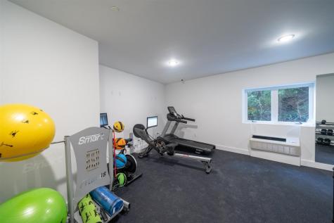8621 River Road North Bergen NJ 07047