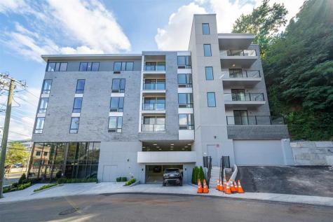 8621 River Road North Bergen NJ 07047