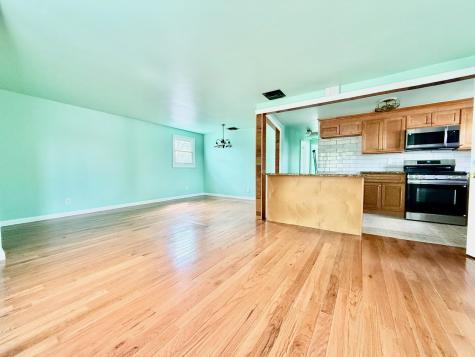 15 Suburbia Drive Jersey City NJ 07305