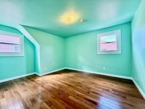 15 Suburbia Drive Jersey City NJ 07305