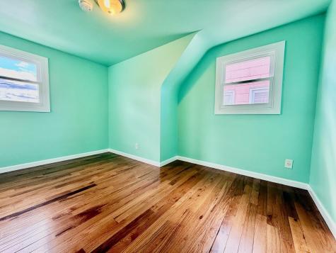 15 Suburbia Drive Jersey City NJ 07305