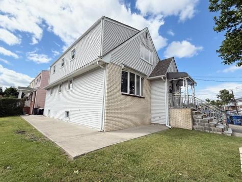 15 Suburbia Drive Jersey City NJ 07305