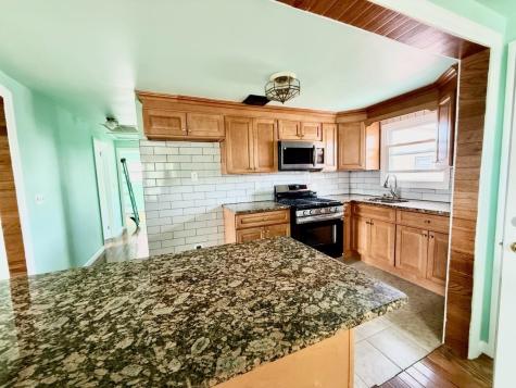 15 Suburbia Drive Jersey City NJ 07305