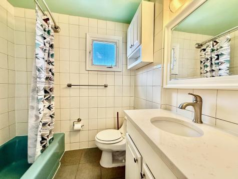 15 Suburbia Drive Jersey City NJ 07305