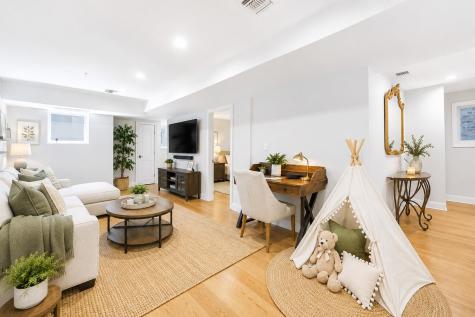 41 Bentley Avenue Jersey City NJ 07304