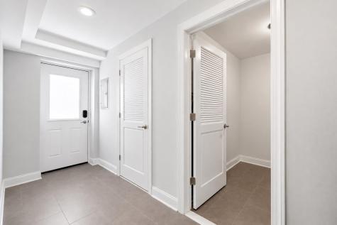 41 Bentley Avenue Jersey City NJ 07304