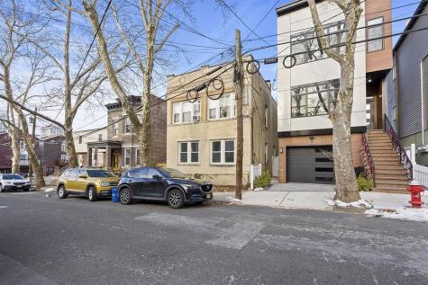 5 Lienau Place Jersey City NJ 07306
