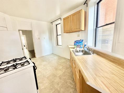 319 8th Street Jersey City NJ 07302