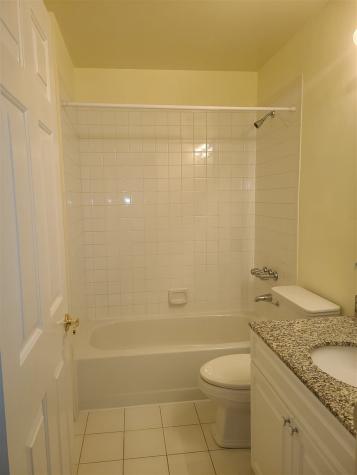 308 St Michaels Walk Union City NJ 07087