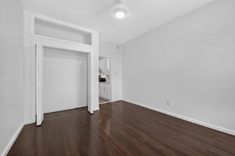 210 36th Street Union City NJ 07087