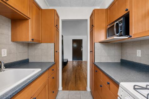 116 71st Street Guttenberg NJ 07093