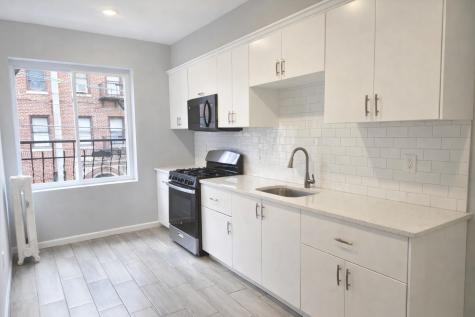 5114 Hudson Avenue West New York NJ 07093