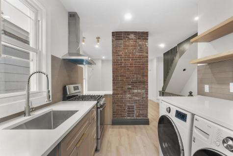 32 Storms Avenue Jersey City NJ 07306
