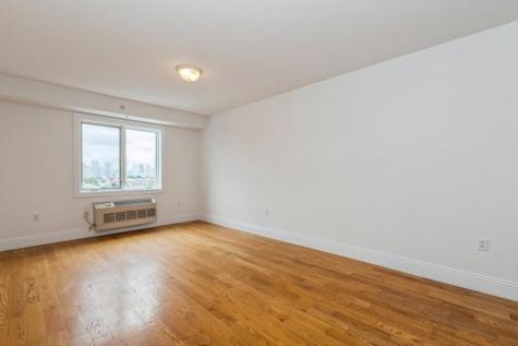 125 43rd Street Union City NJ 07087