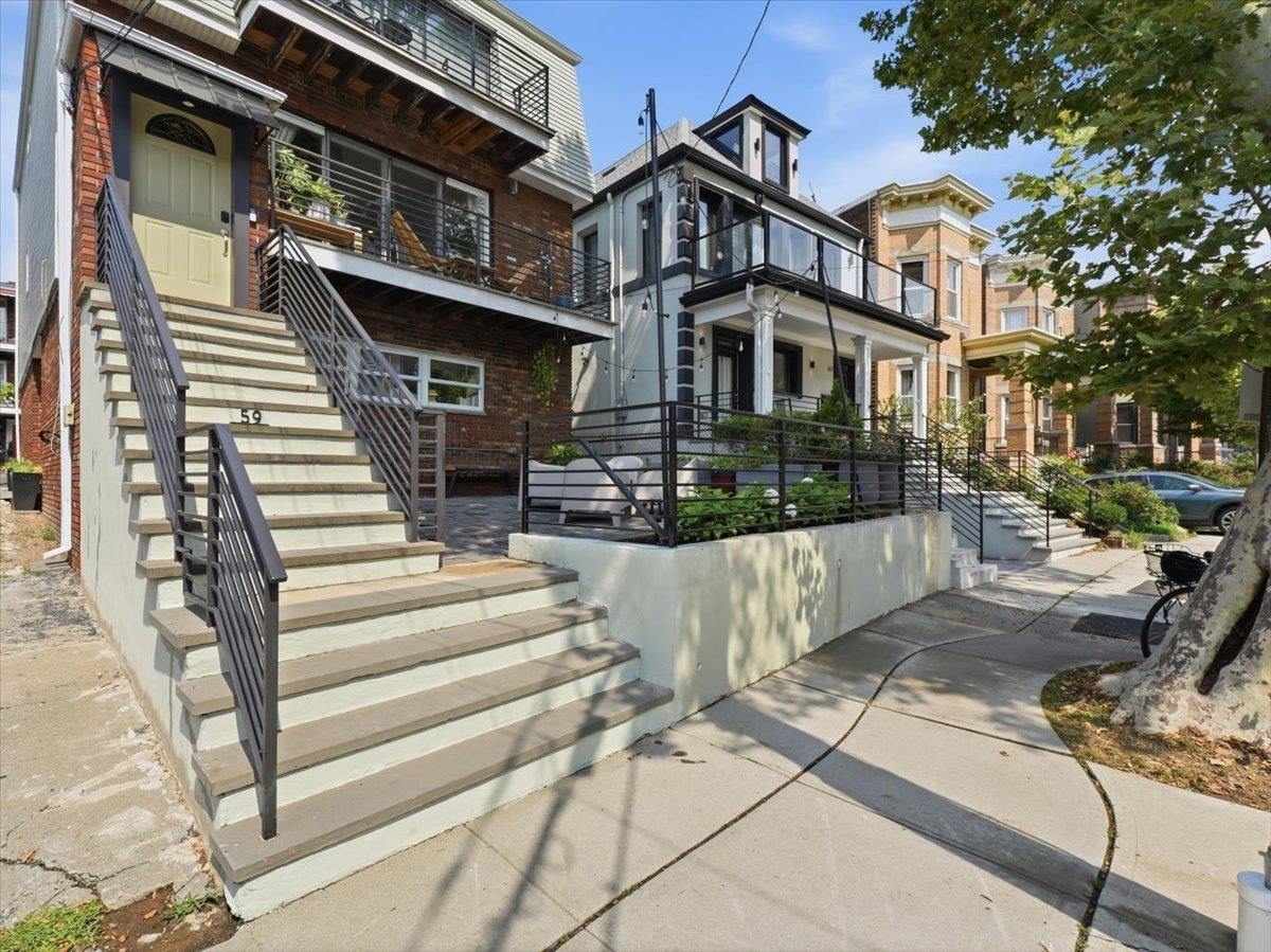 59 Hauxhurst Avenue Weehawken NJ 00786
