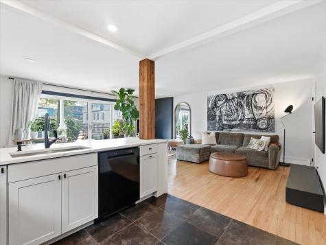 59 Hauxhurst Avenue Weehawken NJ 00786