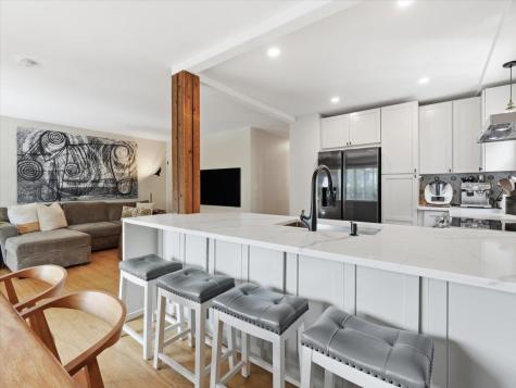 59 Hauxhurst Avenue Weehawken NJ 00786