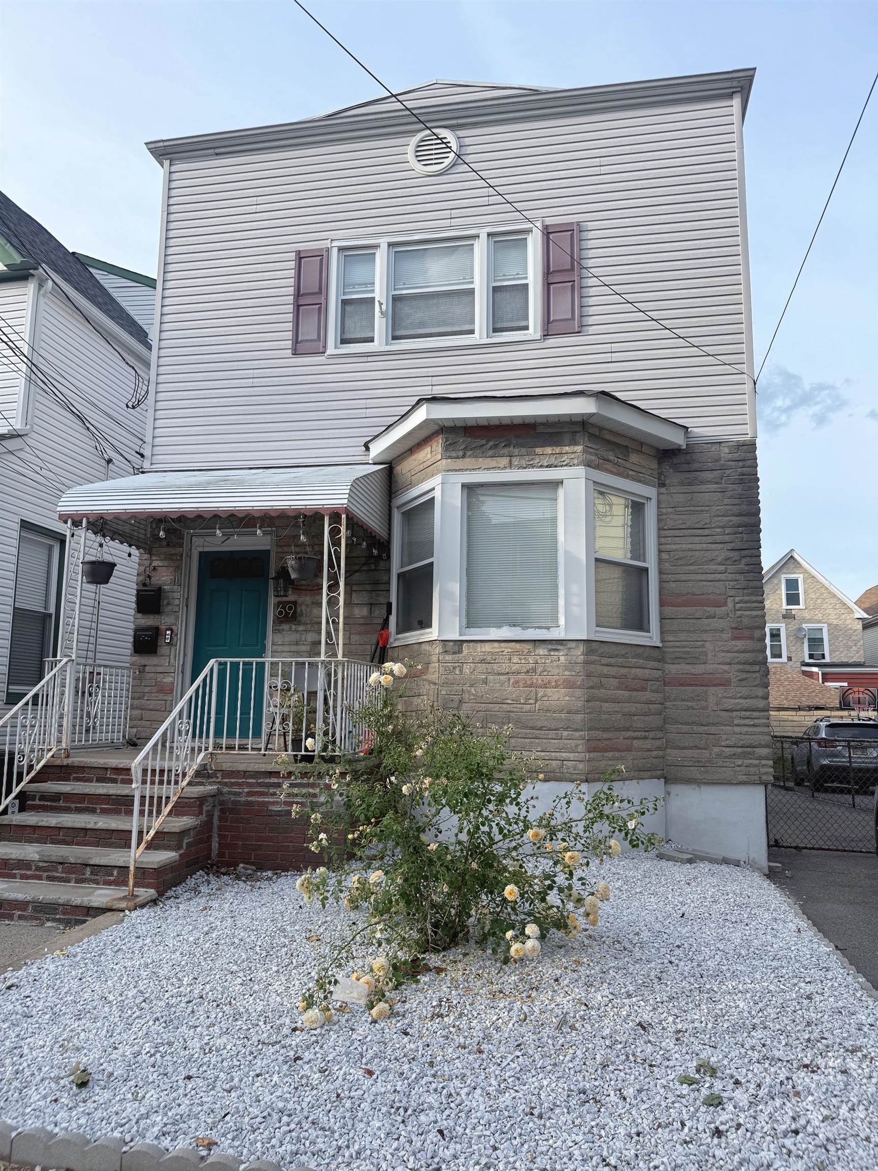 69 West 8th Street Bayonne NJ 07002