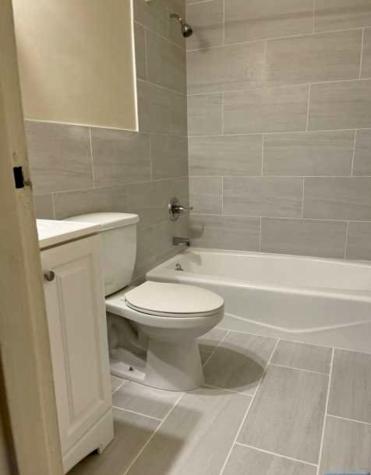220 Meadow Lane Secaucus NJ 07094