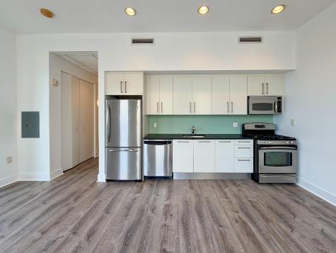4 Beacon Way Jersey City NJ 07304
