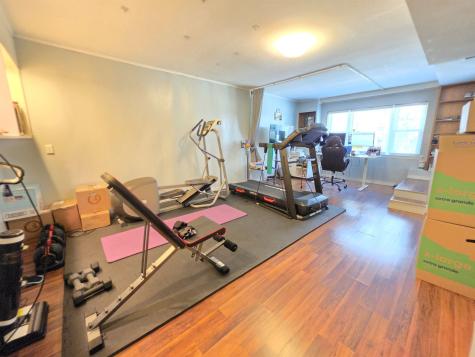 9 Elna Court Bayonne NJ 07002