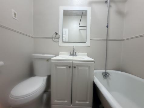 138 West 30th Street Bayonne NJ 07002-0000