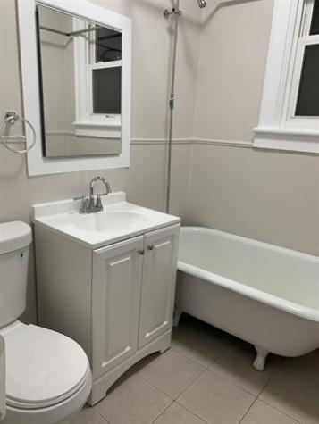 138 West 30th Street Bayonne NJ 07002-0000
