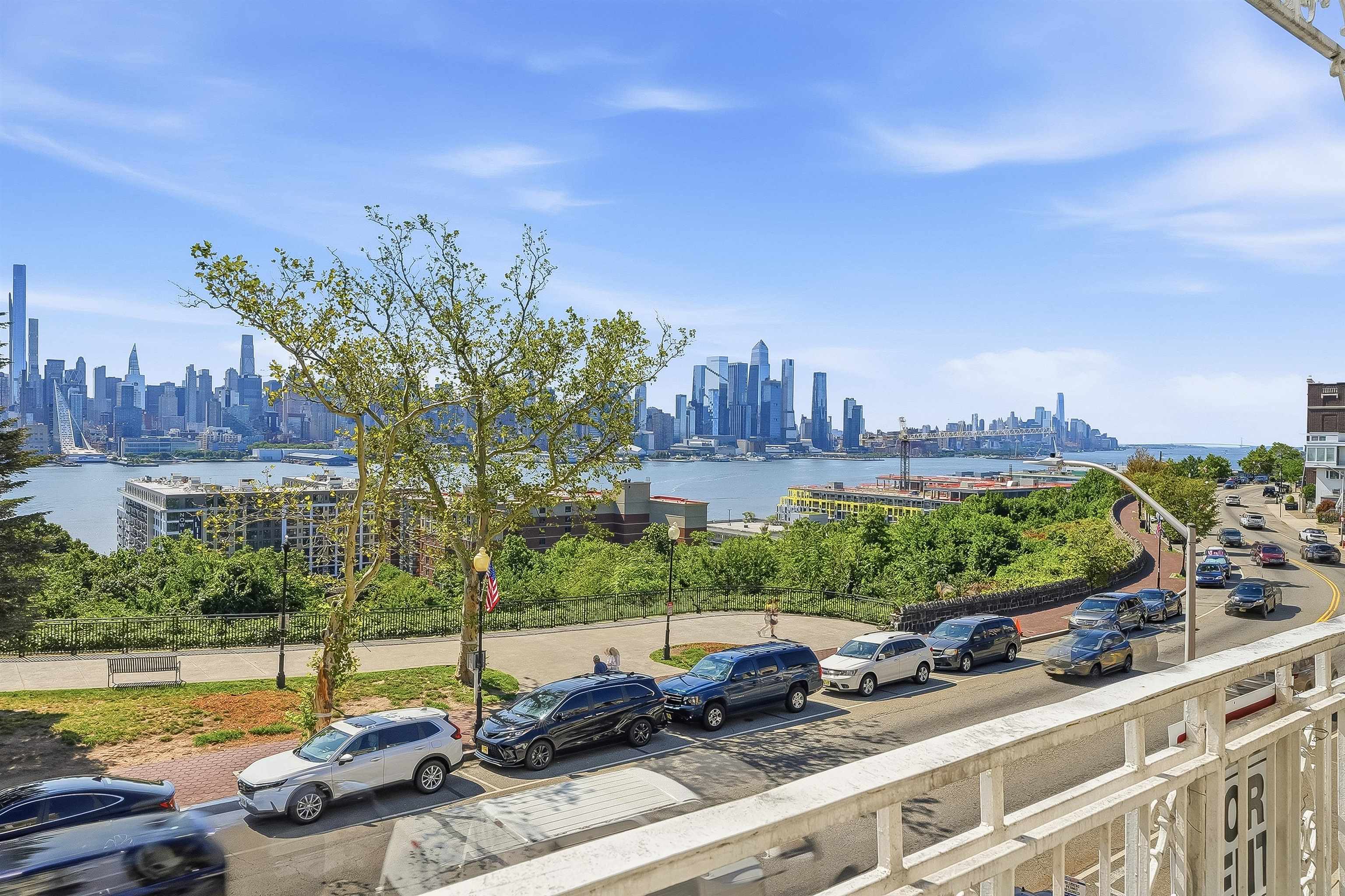 5311 Boulevard East West New York NJ 07093