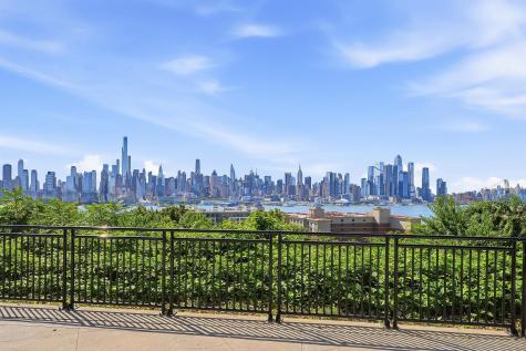 5311 Boulevard East West New York NJ 07093