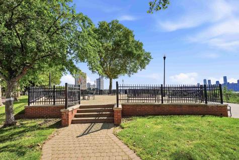 5311 Boulevard East West New York NJ 07093