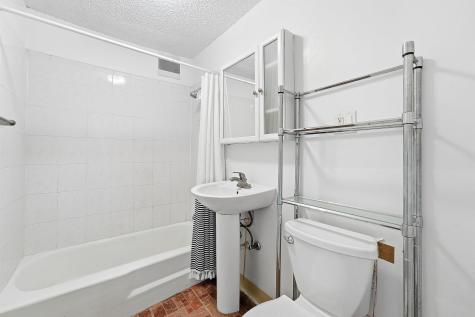 5311 Boulevard East West New York NJ 07093