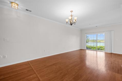 92 Lyon Court Jersey City NJ 07305