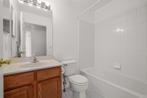 92 Lyon Court Jersey City NJ 07305