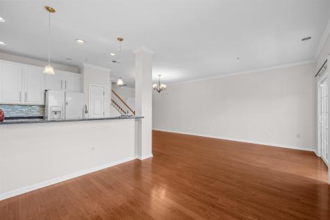 92 Lyon Court Jersey City NJ 07305
