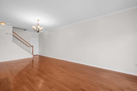 92 Lyon Court Jersey City NJ 07305