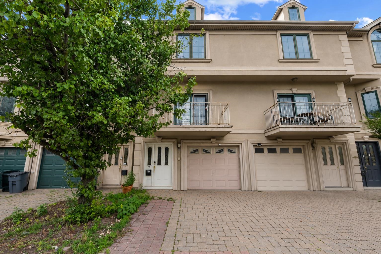 9 Hackensack Plank Road Weehawken NJ 07086