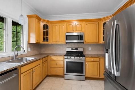 9 Hackensack Plank Road Weehawken NJ 07086