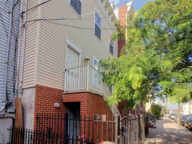 225 Halladay Street Jersey City NJ 07304