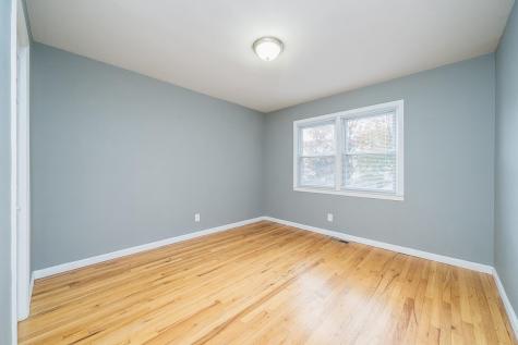 9 Exeter Road Jersey City NJ 07305