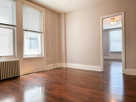 18 Howard Place Jersey City NJ 07306-3308