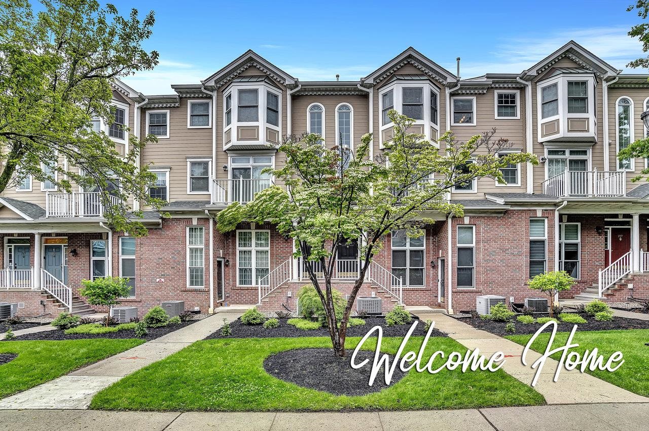 274 Roslyn Court West New York NJ 07093